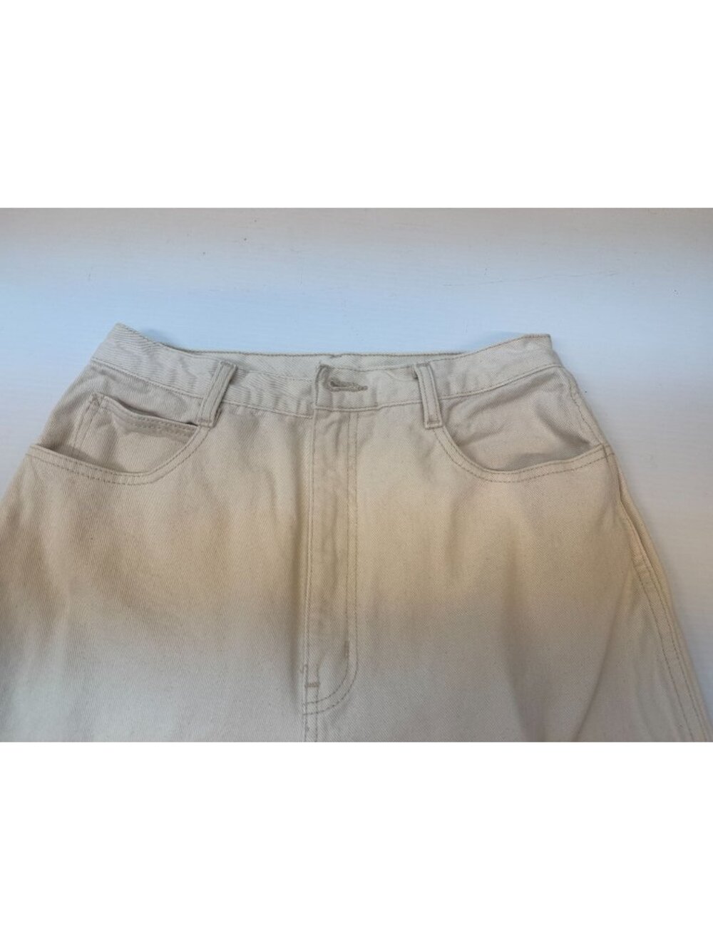Bill Blass Womans White jeans Sz 12